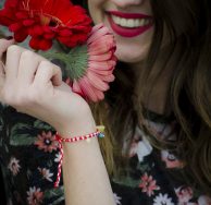 Το βραχιολάκι του Μάρτη: η ιστορία και οι συμβολισμοί του πιο αισιόδοξου εθίμου!